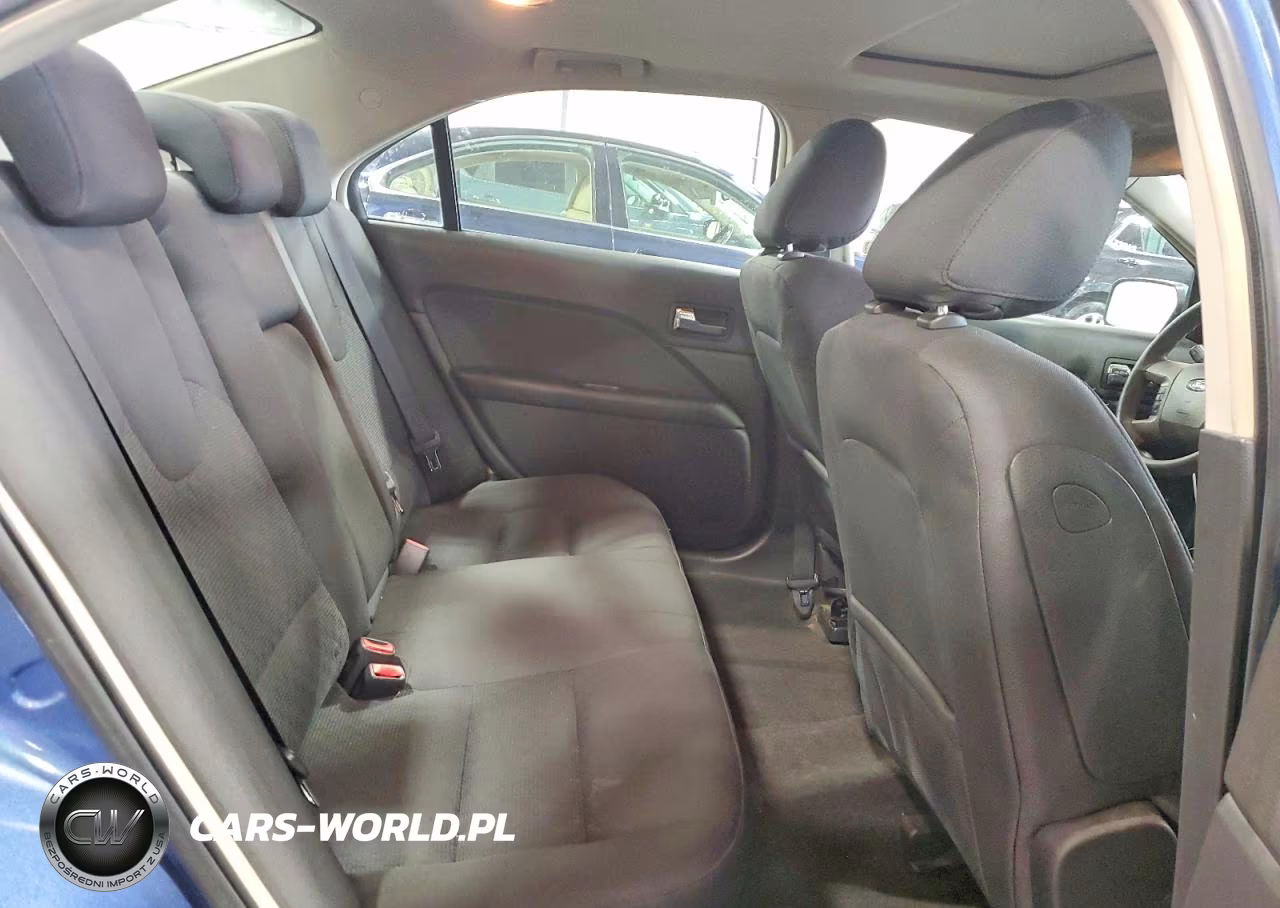 2010 Ford Fusion Se VIN:3FAHP0HA0AR317411 - 10