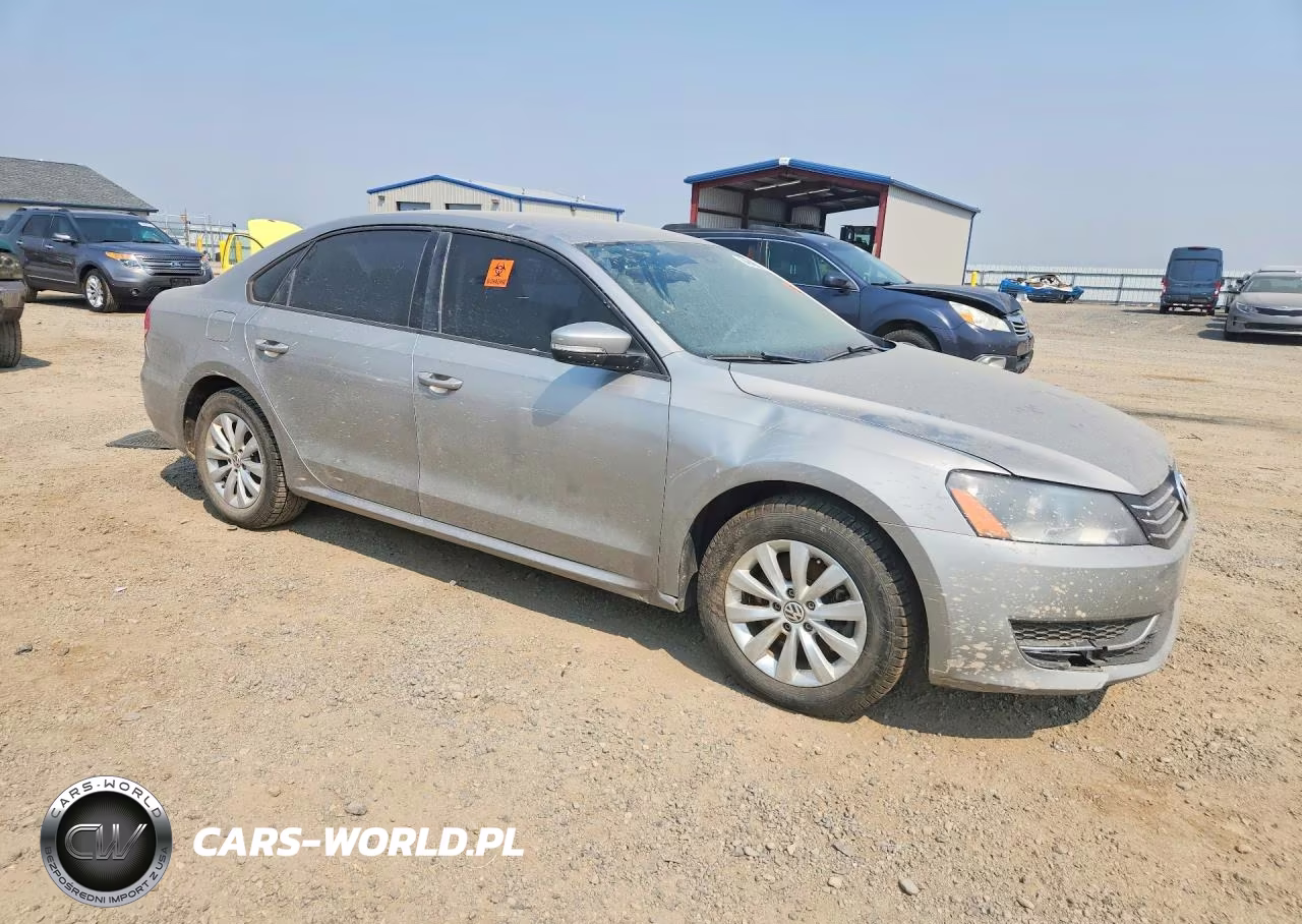 2012 Volkswagen Passat S VIN:1VWAH7A32CC080237 - 4