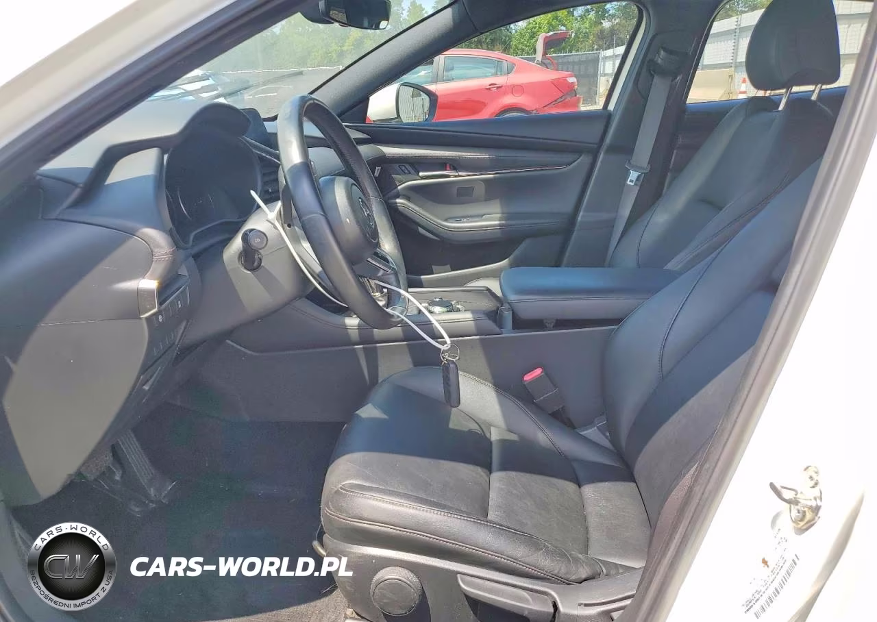 2019 Mazda 3 Preferred Plus VIN:JM1BPALM8K1108923 - 7