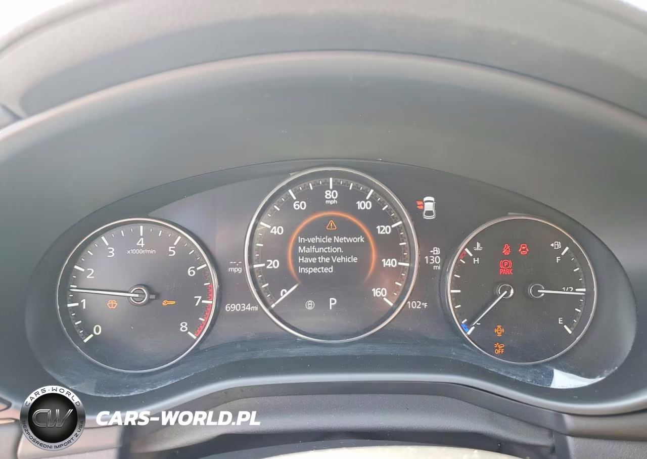 2019 Mazda 3 Preferred Plus VIN:JM1BPALM8K1108923 - 9