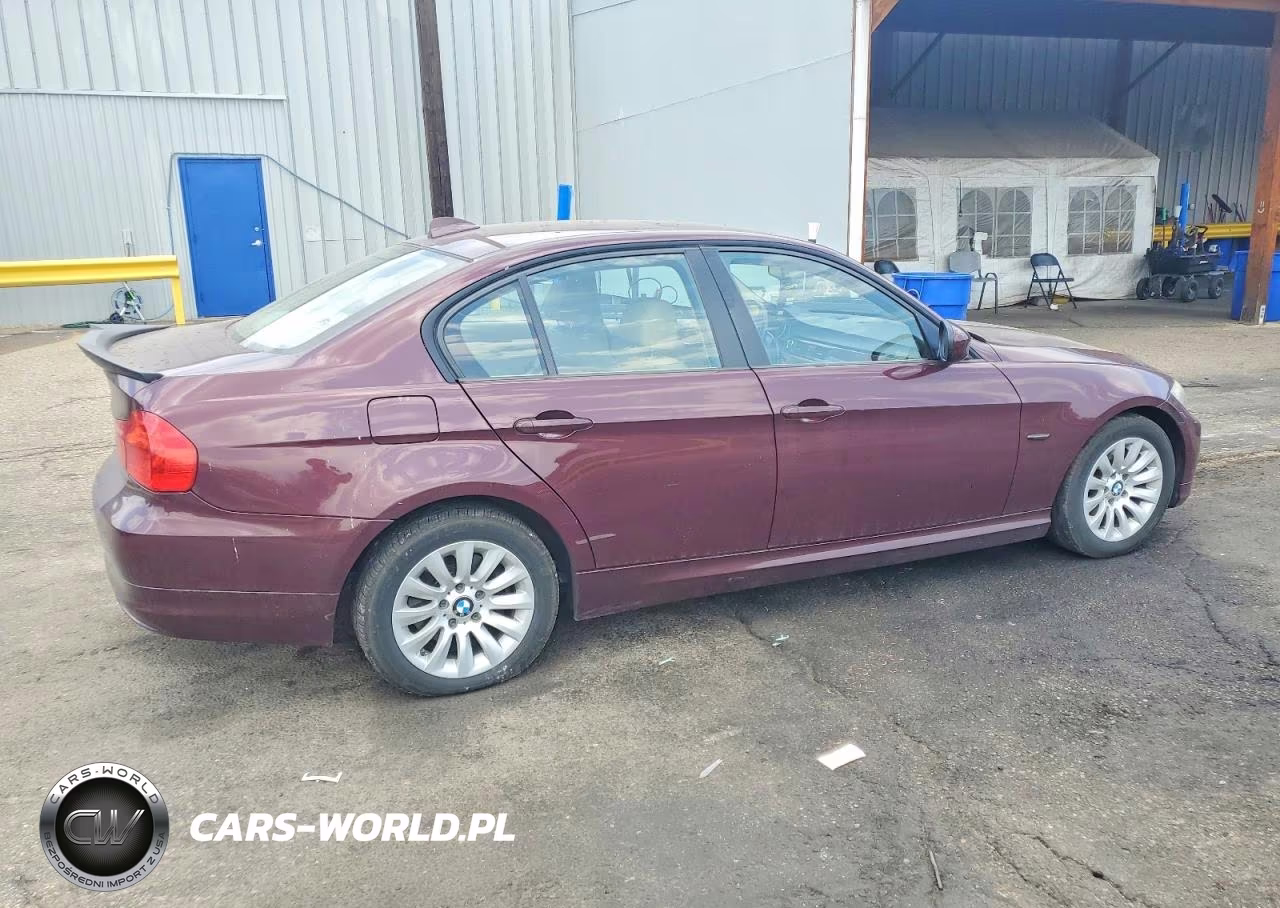 2009 BMW 328 Xi VIN:WBAPK73569A455450 - 3