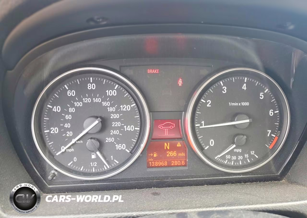 2009 BMW 328 Xi VIN:WBAPK73569A455450 - 9