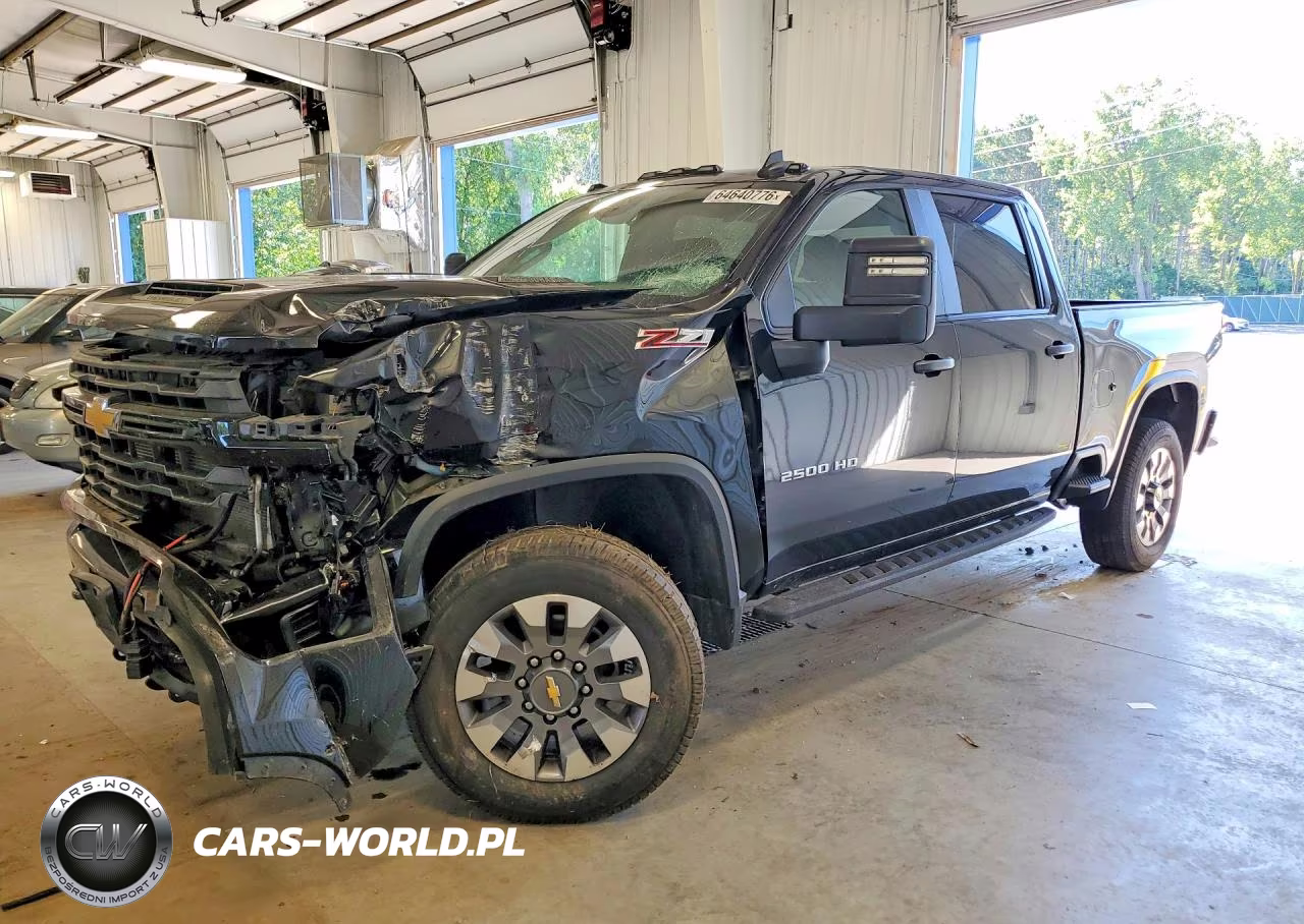 2024 Chevrolet Silverado K2500 Custom – zdjęcie 1 z 12