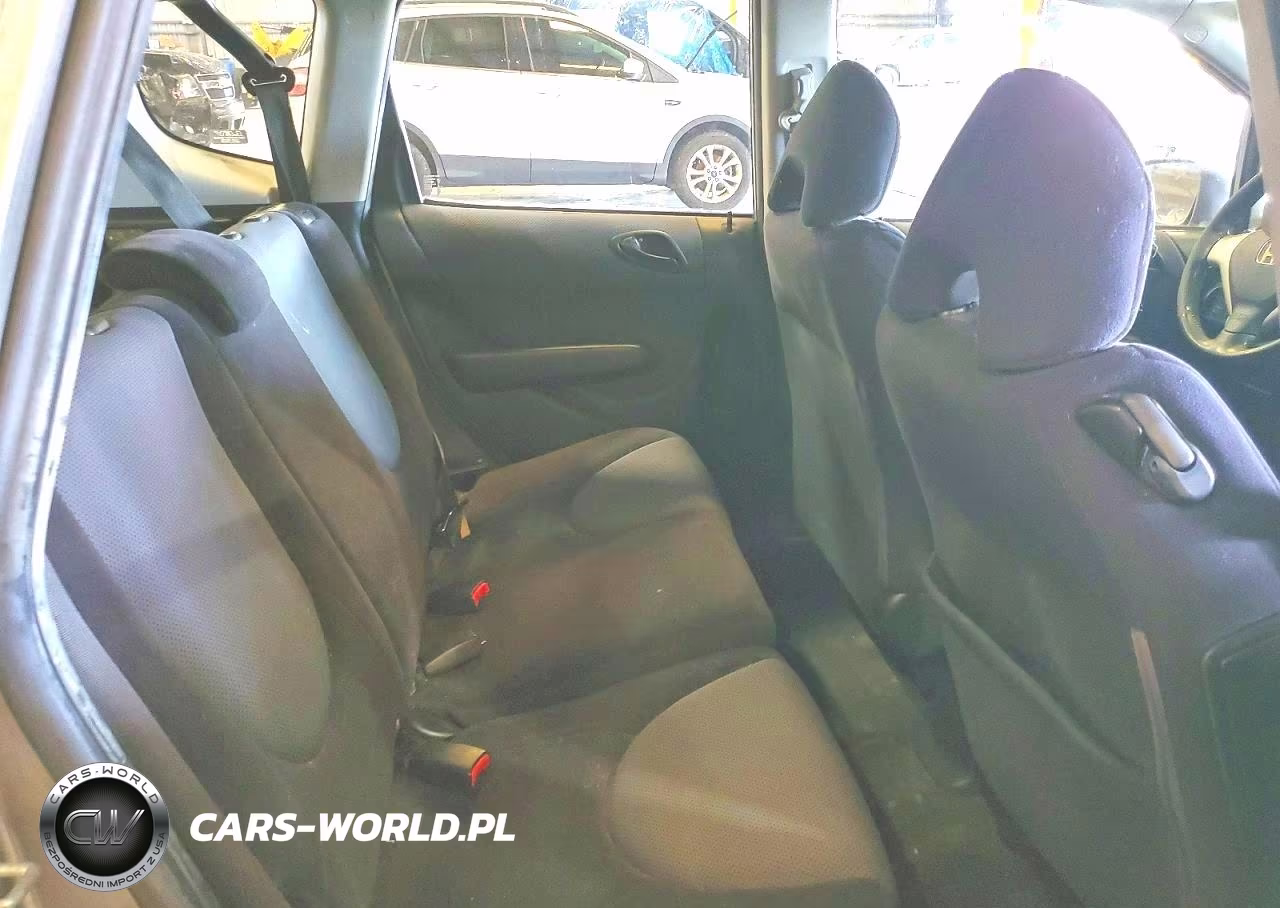 2007 Honda Fit S VIN:JHMGD386X7S052410 - 10