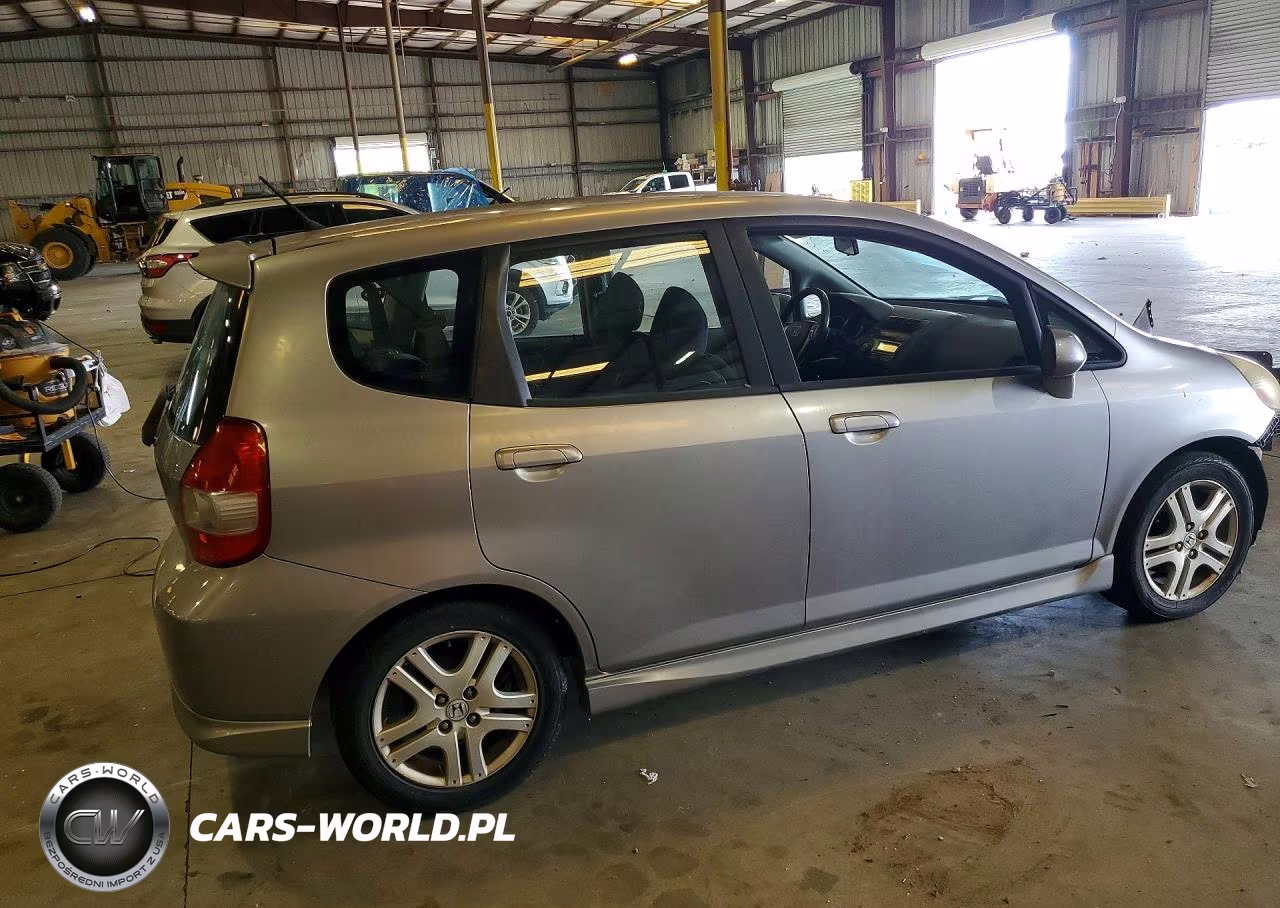 2007 Honda Fit S VIN:JHMGD386X7S052410 - 3