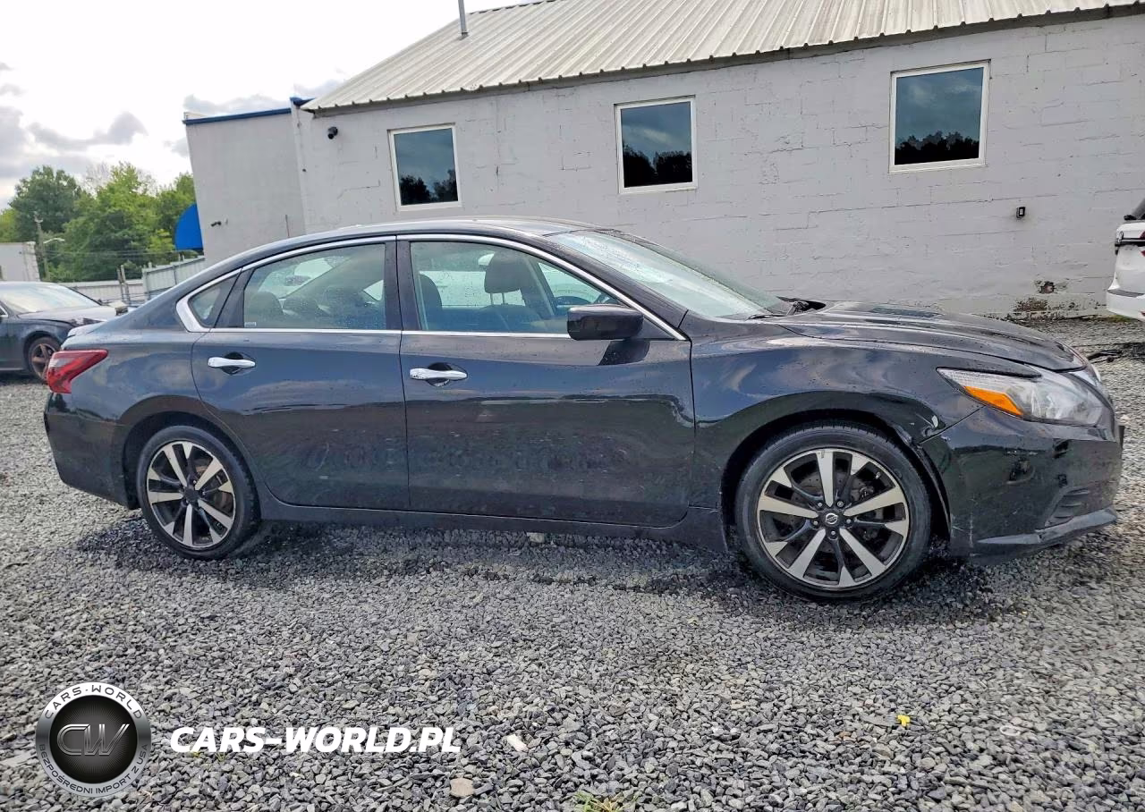 2018 Nissan Altima 2.5 Sr VIN:1N4AL3AP0JC118015 - 4