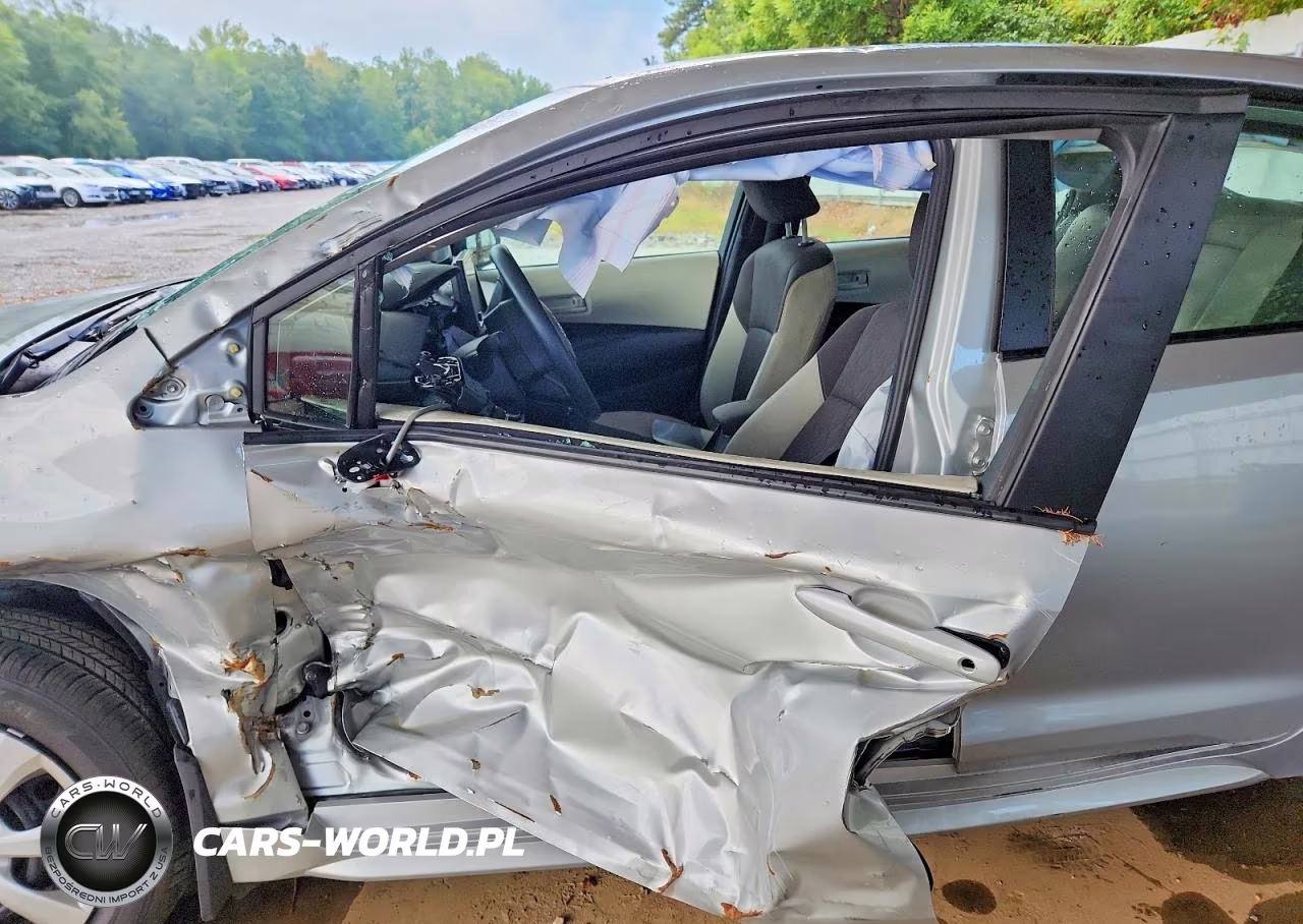 2026 Toyota Corolla Le VIN:5YFB4MDE5TP394731 - 7