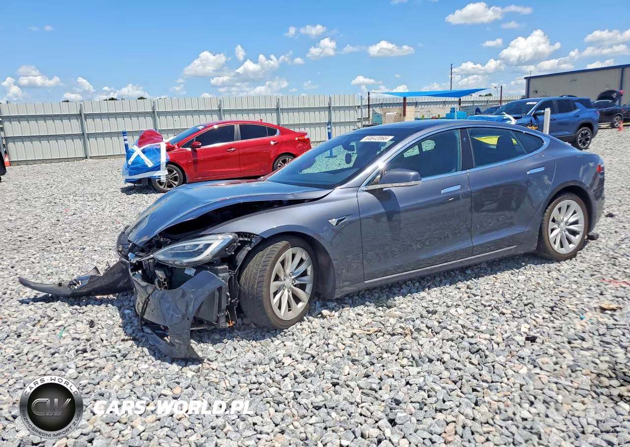 2018 Tesla Model S VIN:5YJSA1E26JF276062 - 1