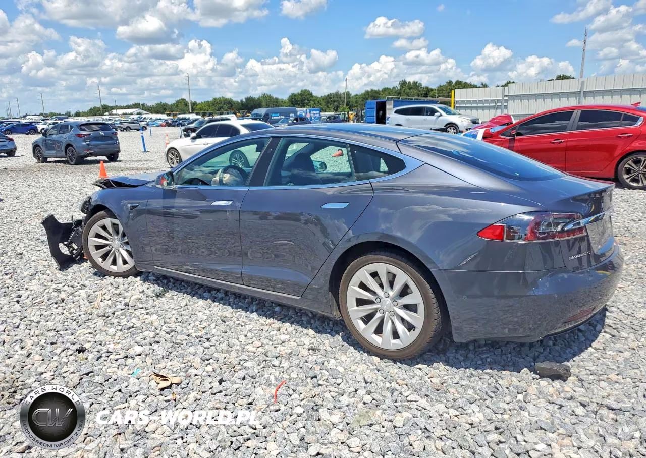 2018 Tesla Model S VIN:5YJSA1E26JF276062 - 2