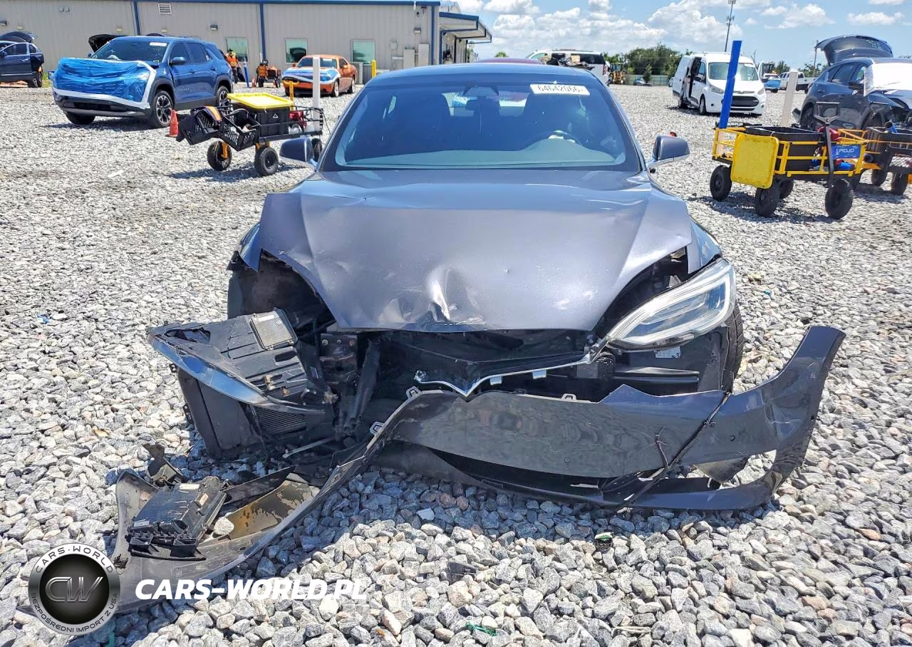 2018 Tesla Model S VIN:5YJSA1E26JF276062 - 5