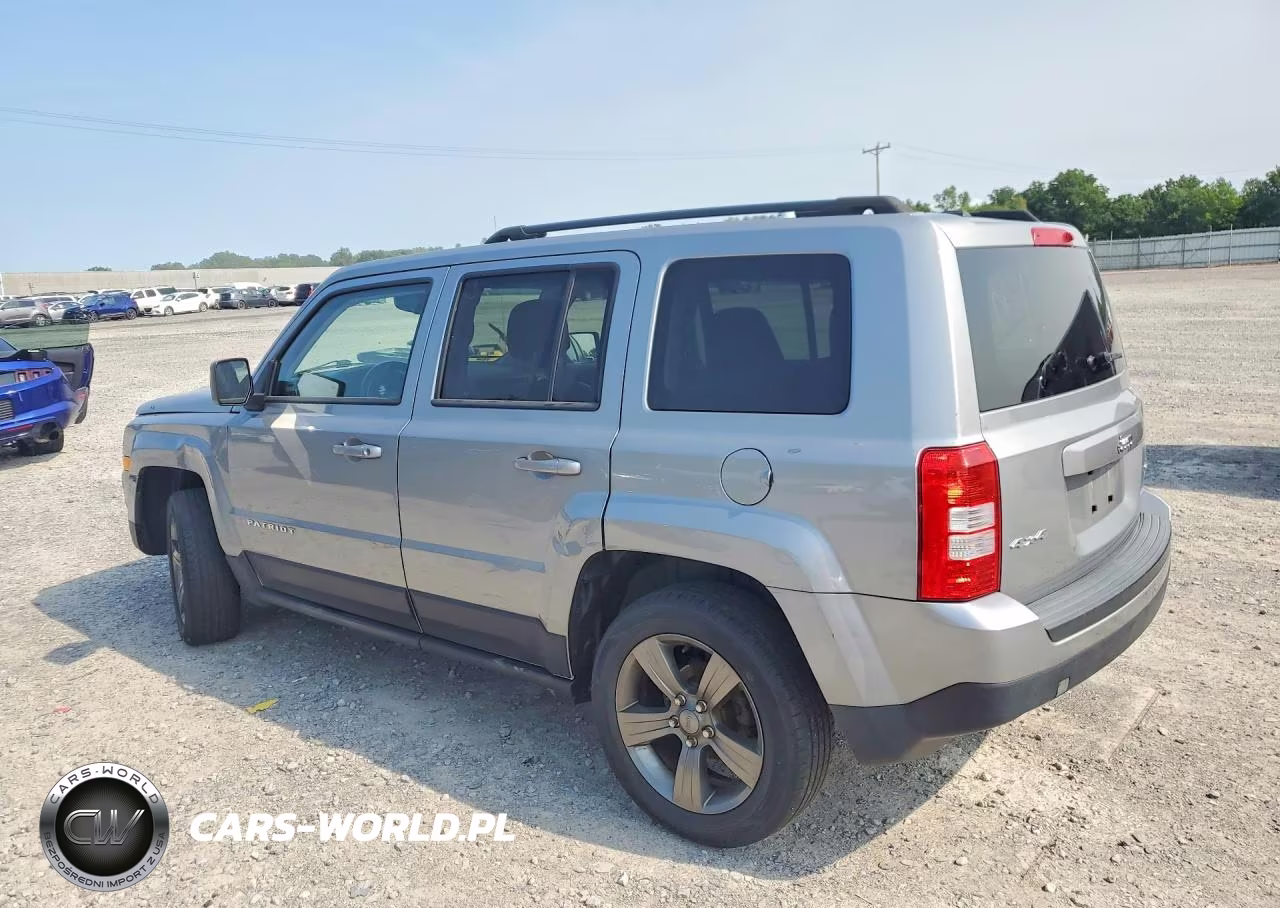 2015 Jeep Patriot Latitude VIN:1C4NJRFB4FD218010 - 2