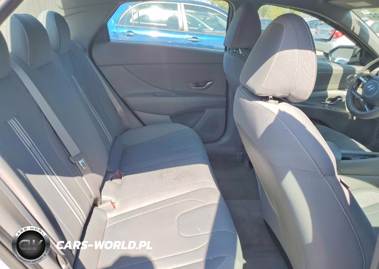 2023 Hyundai Elantra Sel VIN:5NPLS4AGXPH098042 - 10