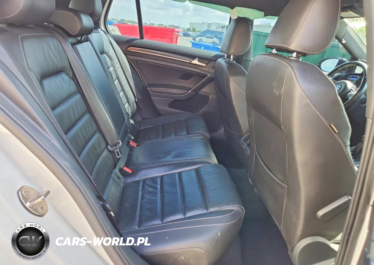 2016 Volkswagen Golf R VIN:WVWUF7AUXGW247267 - 10