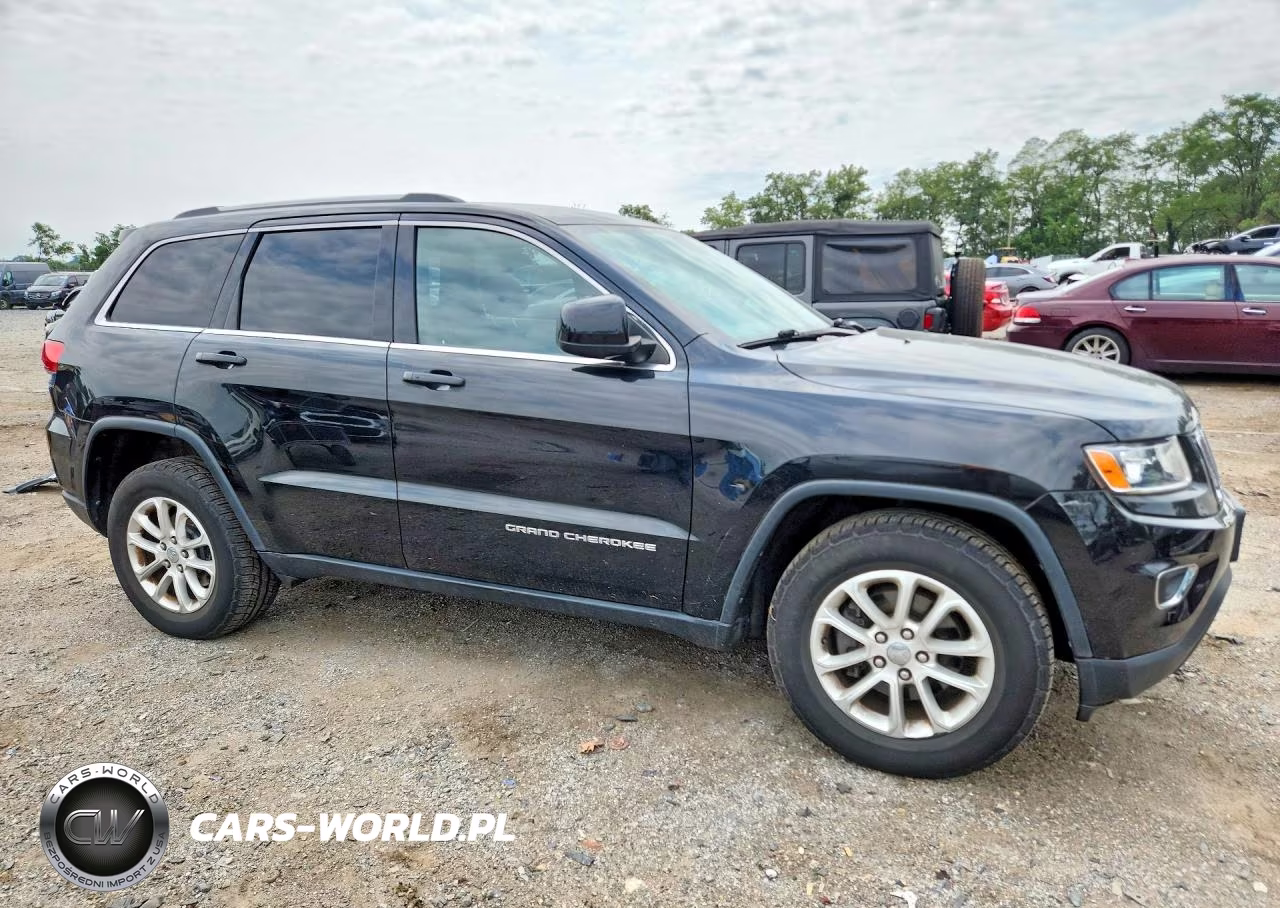 2014 Jeep Grand Cherokee Laredo VIN:1C4RJFAG3EC319496 - 4