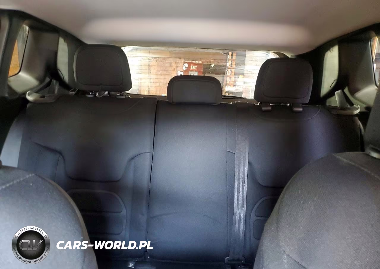 2020 Jeep Renegade Latitude VIN:ZACNJBBB5LPL93681 - 10