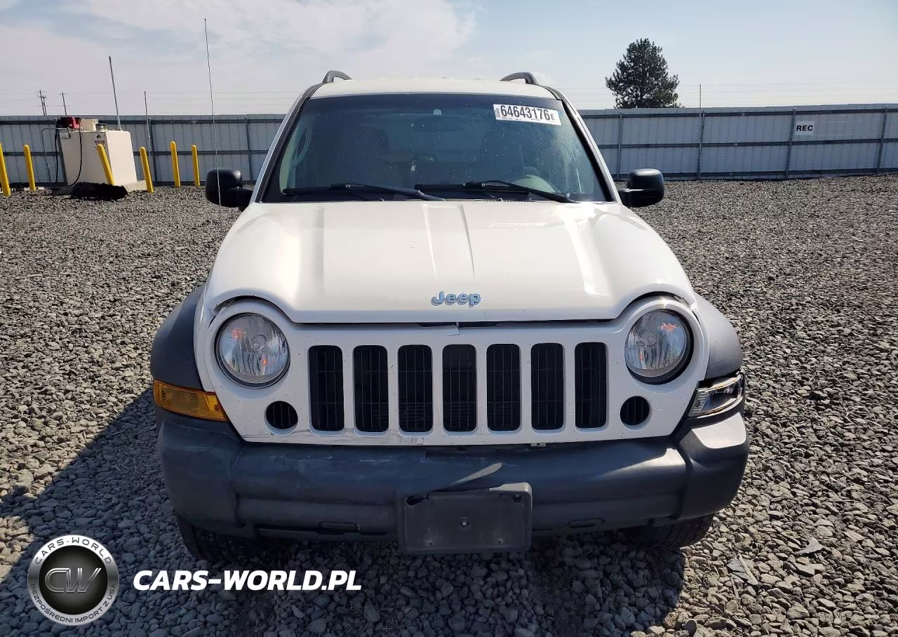 2006 Jeep Liberty Sport VIN:1J4GL48K86W275618 - 5