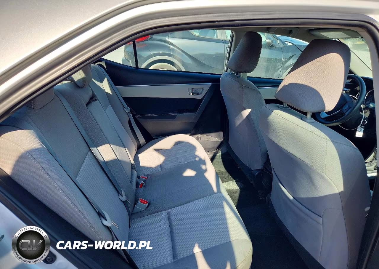 2015 Toyota Corolla Le VIN:2T1BURHEXFC268747 - 10