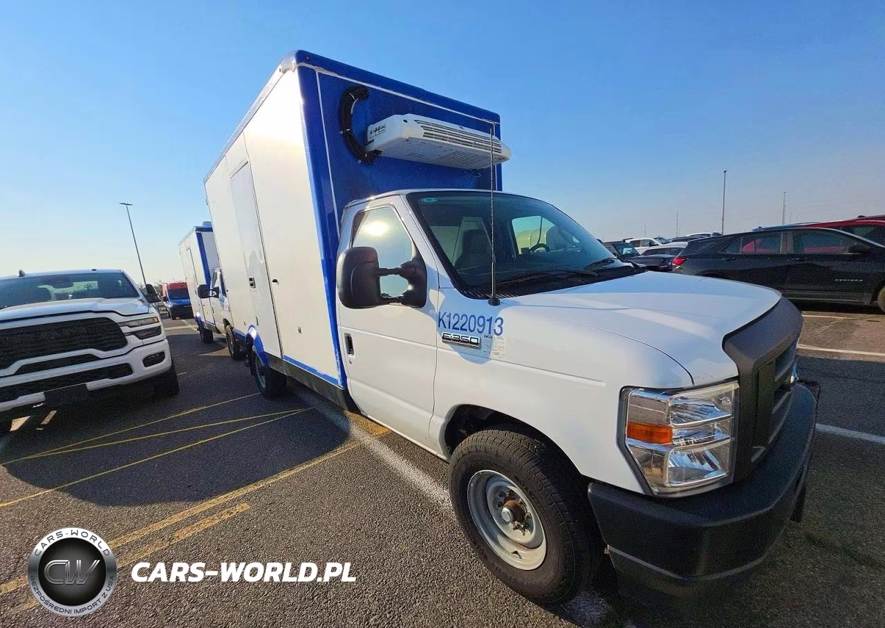 2023 Ford Econoline E350 Super Duty Cutaway Van – zdjęcie 1 z 12