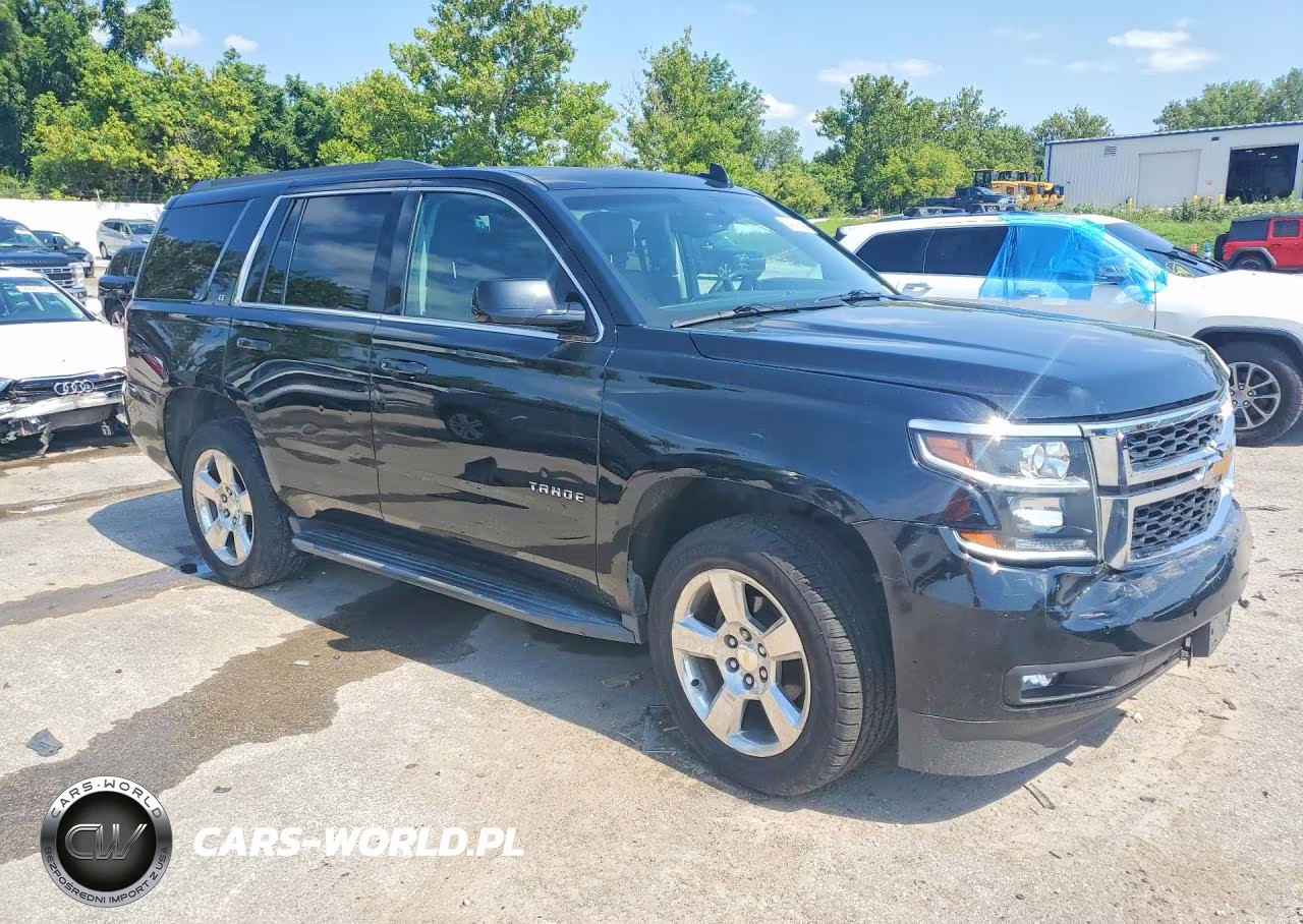 2015 Chevrolet Tahoe K1500 Lt VIN:1GNSKBKC3FR590924 - 4