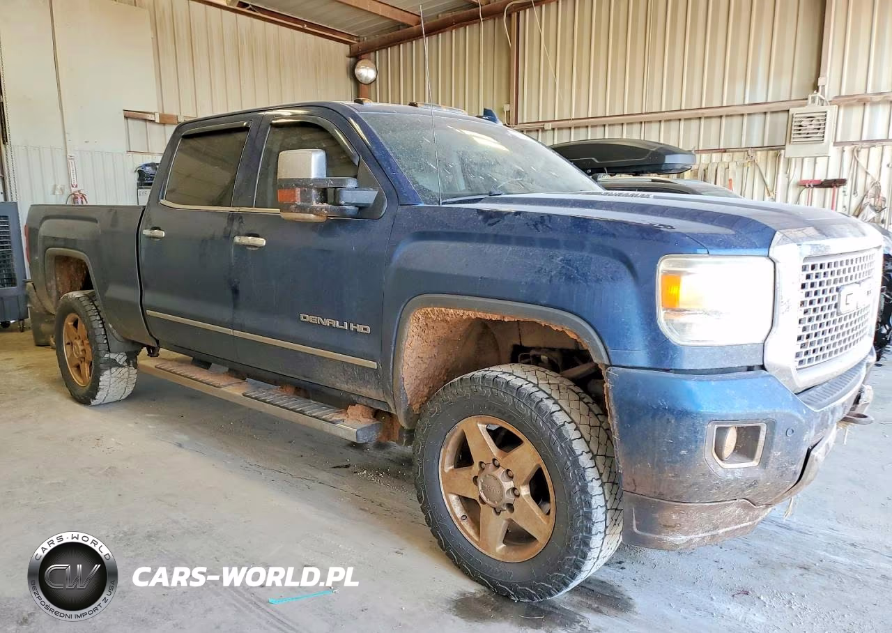 2015 GMC Sierra K2500 Denali VIN:1GT120E83FF632767 - 4