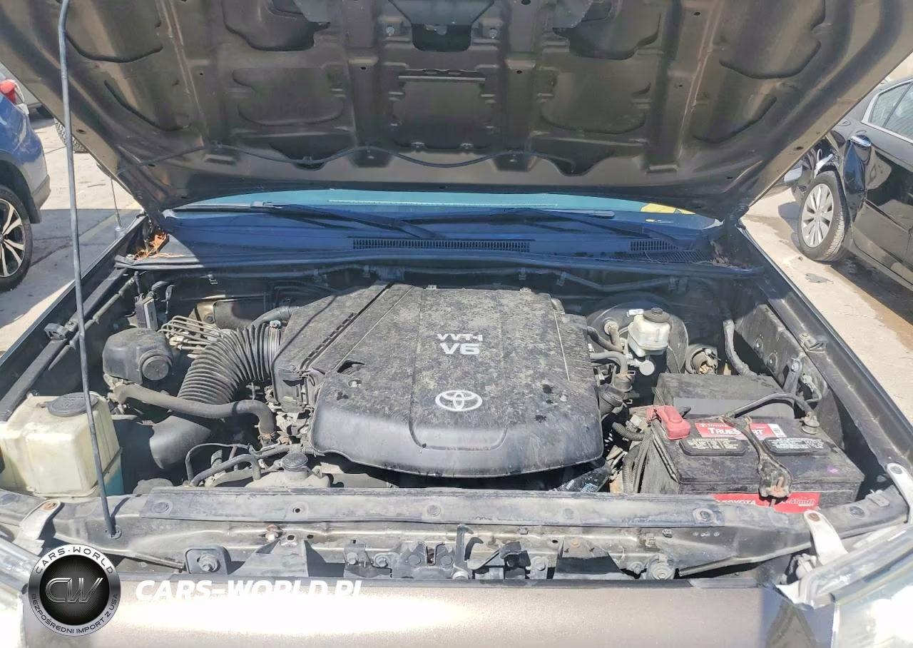 2013 Toyota Tacoma V6 VIN:3TMLU4EN8DM115865 - 11