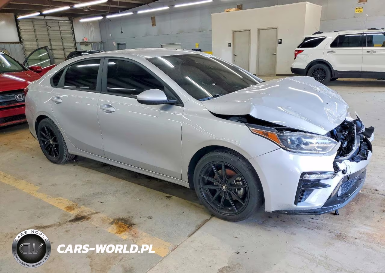 2021 Kia Forte Lxs VIN:3KPF24AD7ME331863 - 4