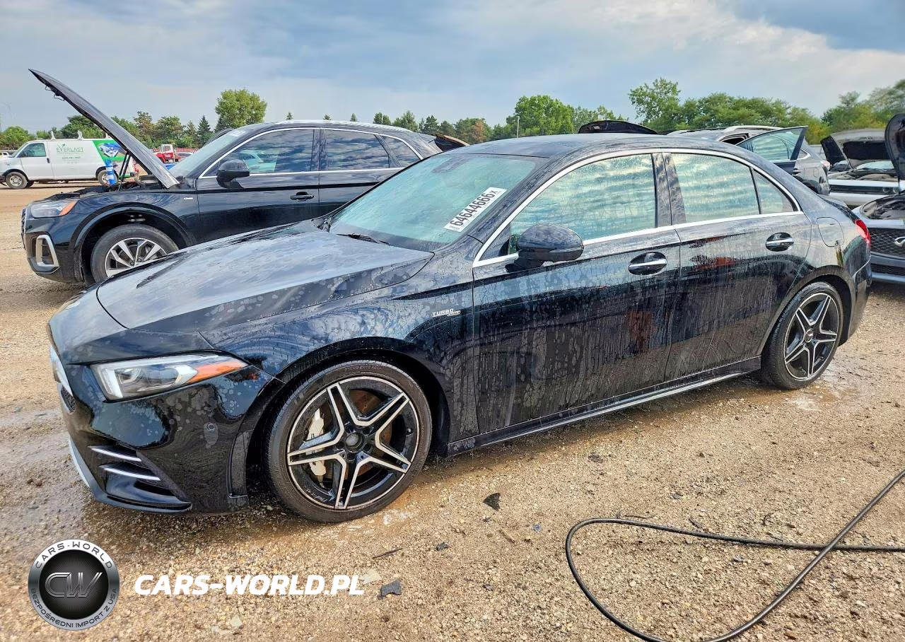 2020 Mercedes-Benz A 35 Amg – zdjęcie 1 z 13