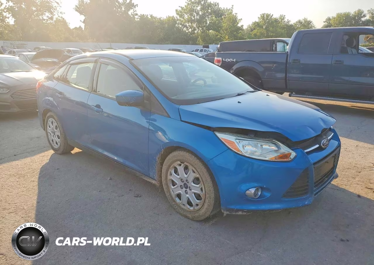 2012 Ford Focus Se VIN:1FAHP3F21CL454503 - 4