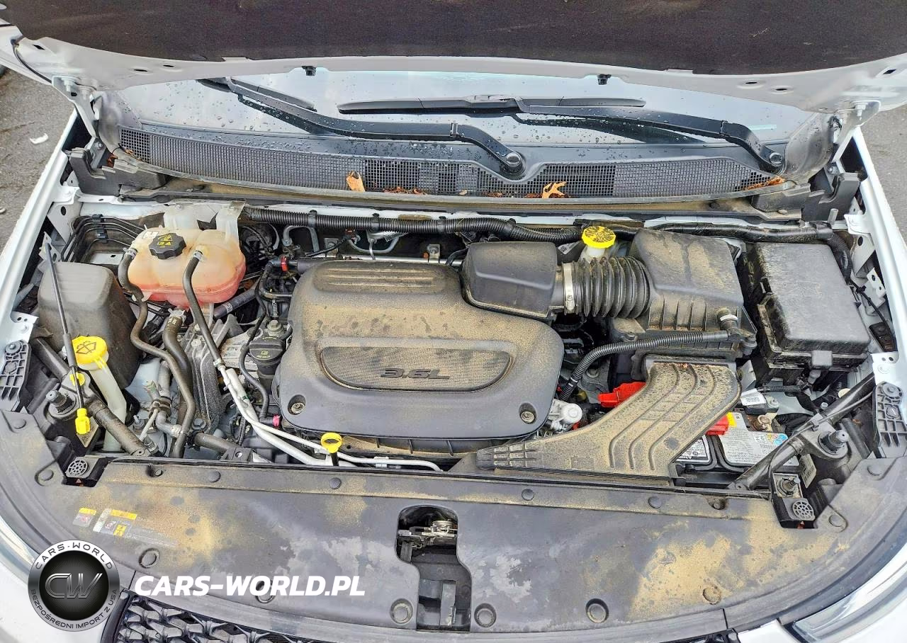2022 Chrysler Pacifica Touring L VIN:2C4RC1BG2NR232255 - 12