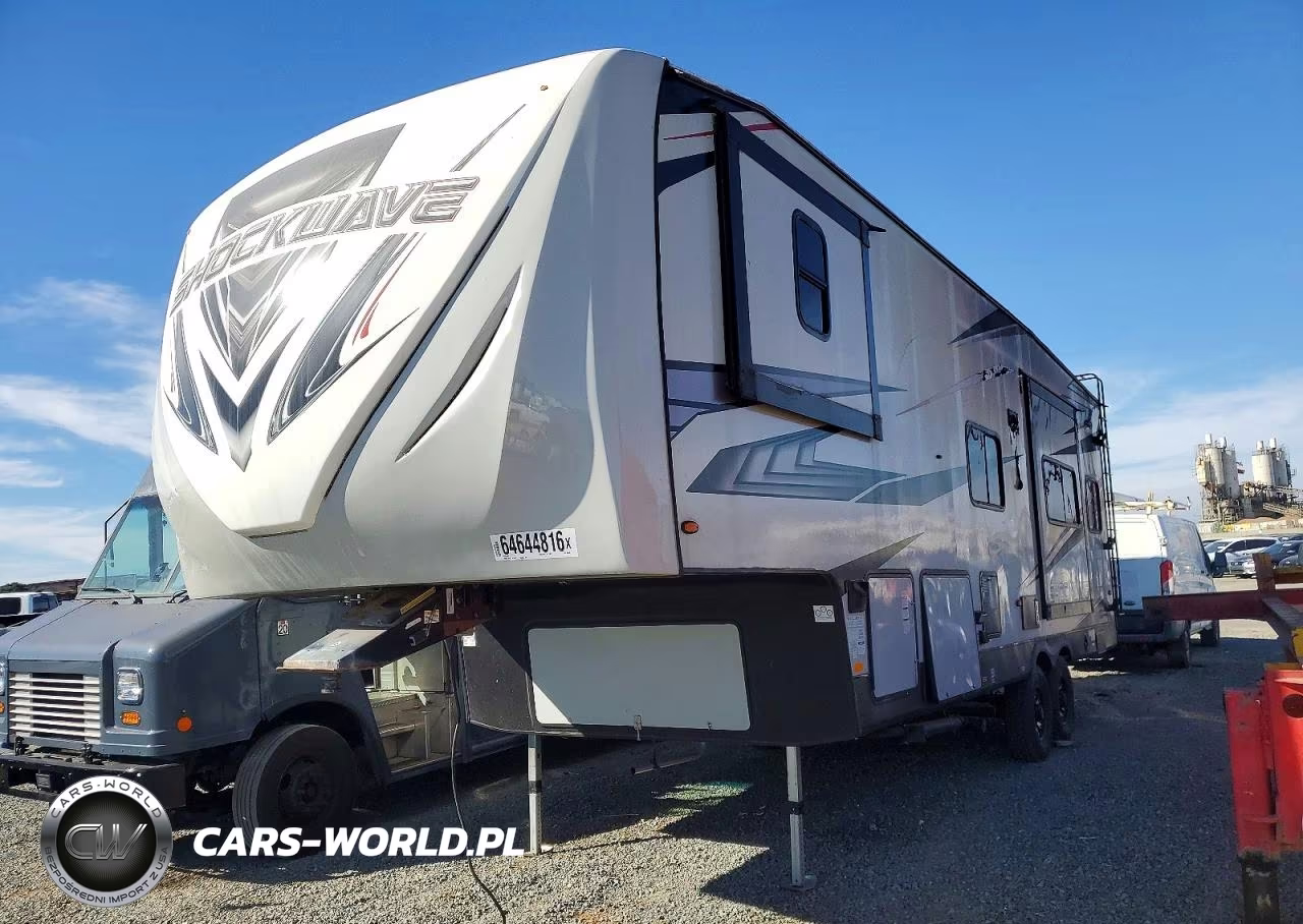 2020 Forest River Shockwave Camper VIN:4X4FSHD23LC005592 - 2