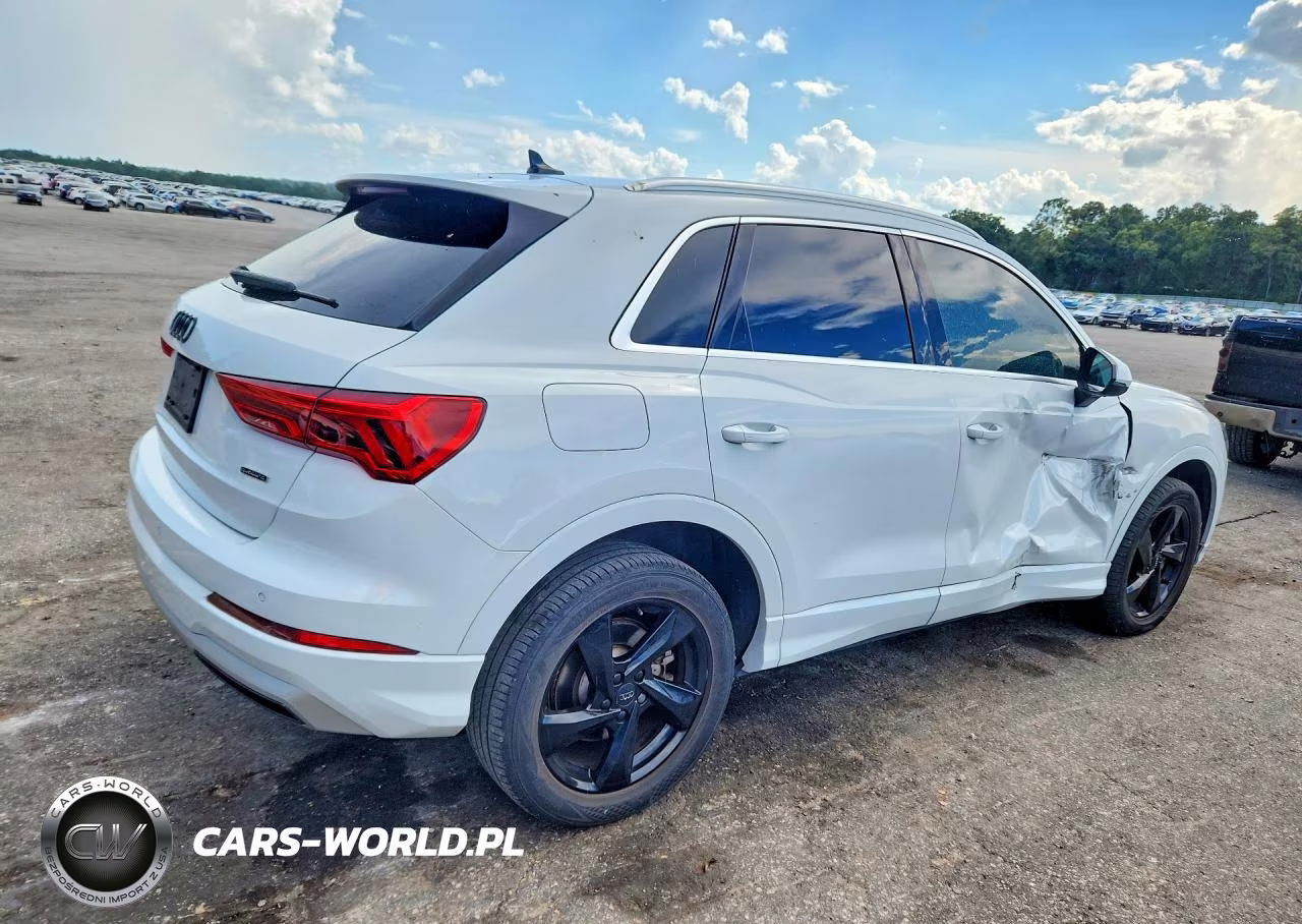 2020 Audi Q3 Premium Plus VIN:WA1BECF36L1021666 - 3