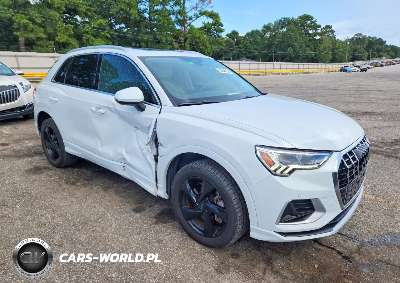 2020 Audi Q3 Premium Plus VIN:WA1BECF36L1021666 - 4