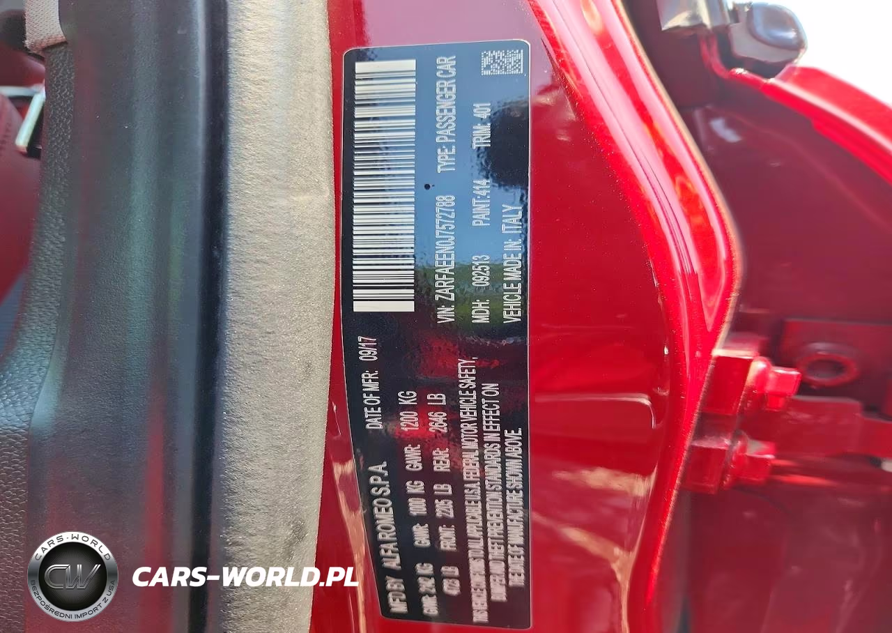 2018 Alfa Romeo Giulia Ti Q4 VIN:ZARFAEEN0J7572788 - 12
