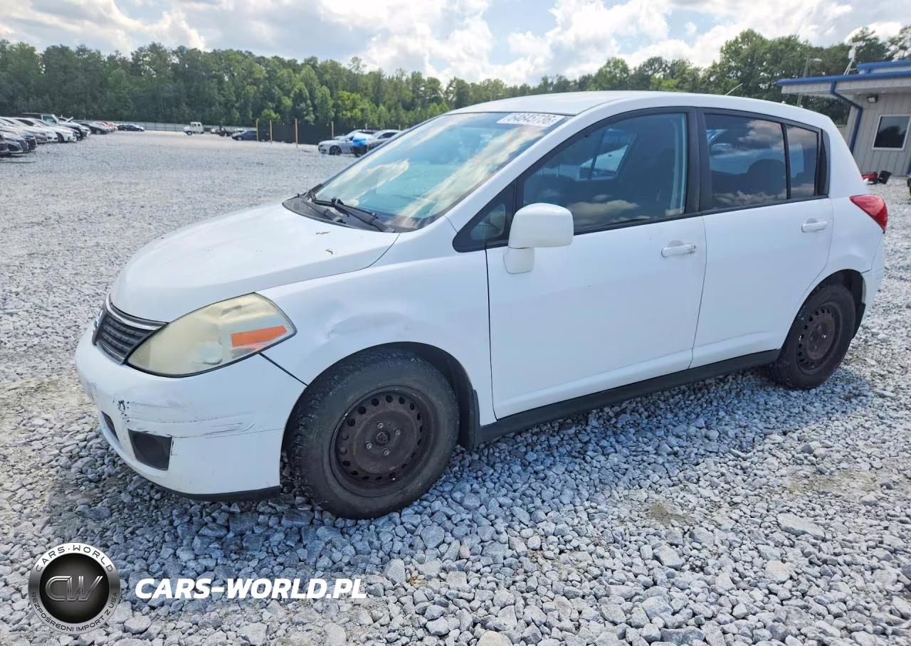 2009 Nissan Versa 1.8 S