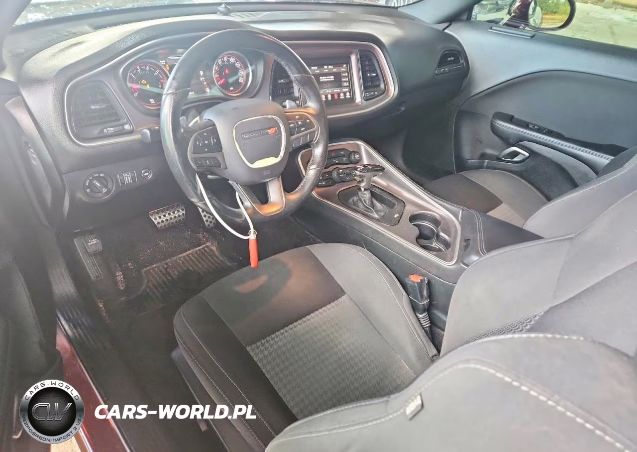 2019 Dodge Challenger R-T VIN:2C3CDZBT5KH557163 - 8