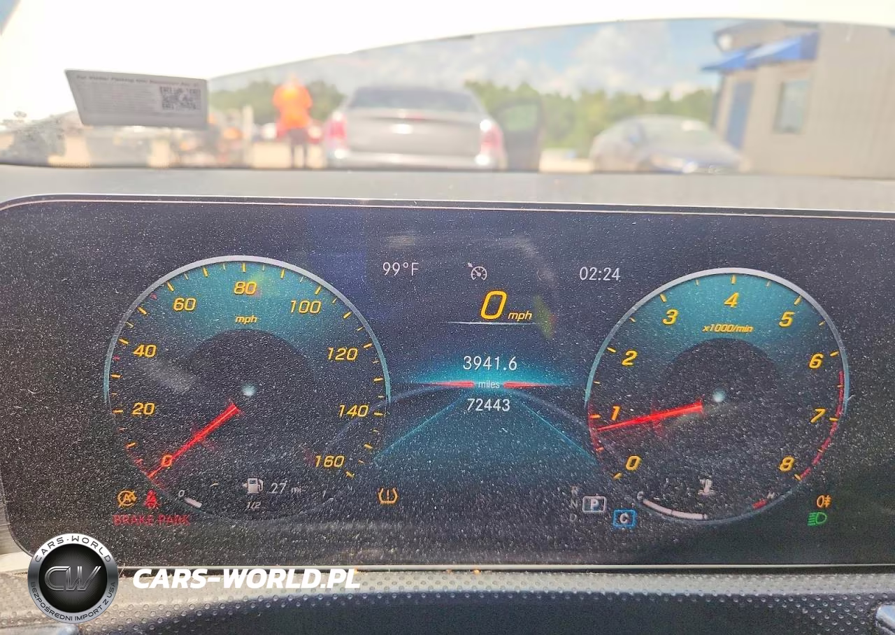 2021 Mercedes-Benz Cla 250 4Matic VIN:W1K5J4HB8MN225572 - 9