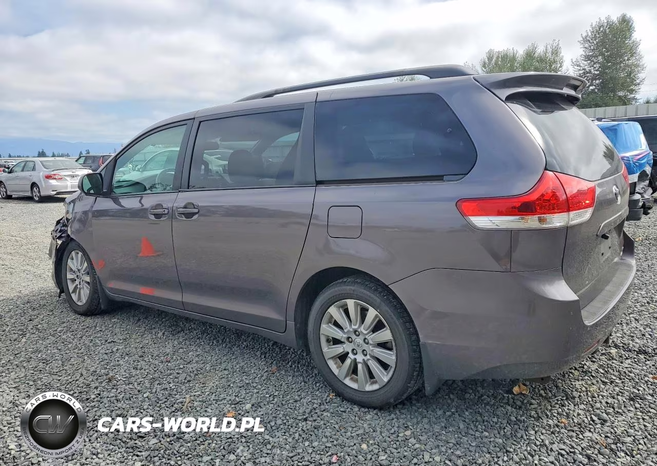 2013 Toyota Sienna Le VIN:5TDJK3DC6DS053518 - 2