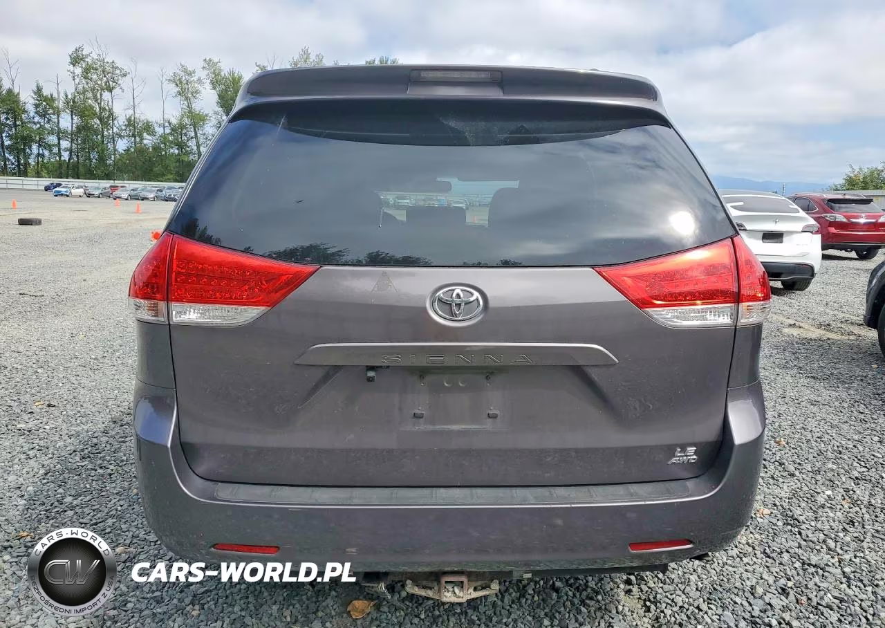 2013 Toyota Sienna Le VIN:5TDJK3DC6DS053518 - 6