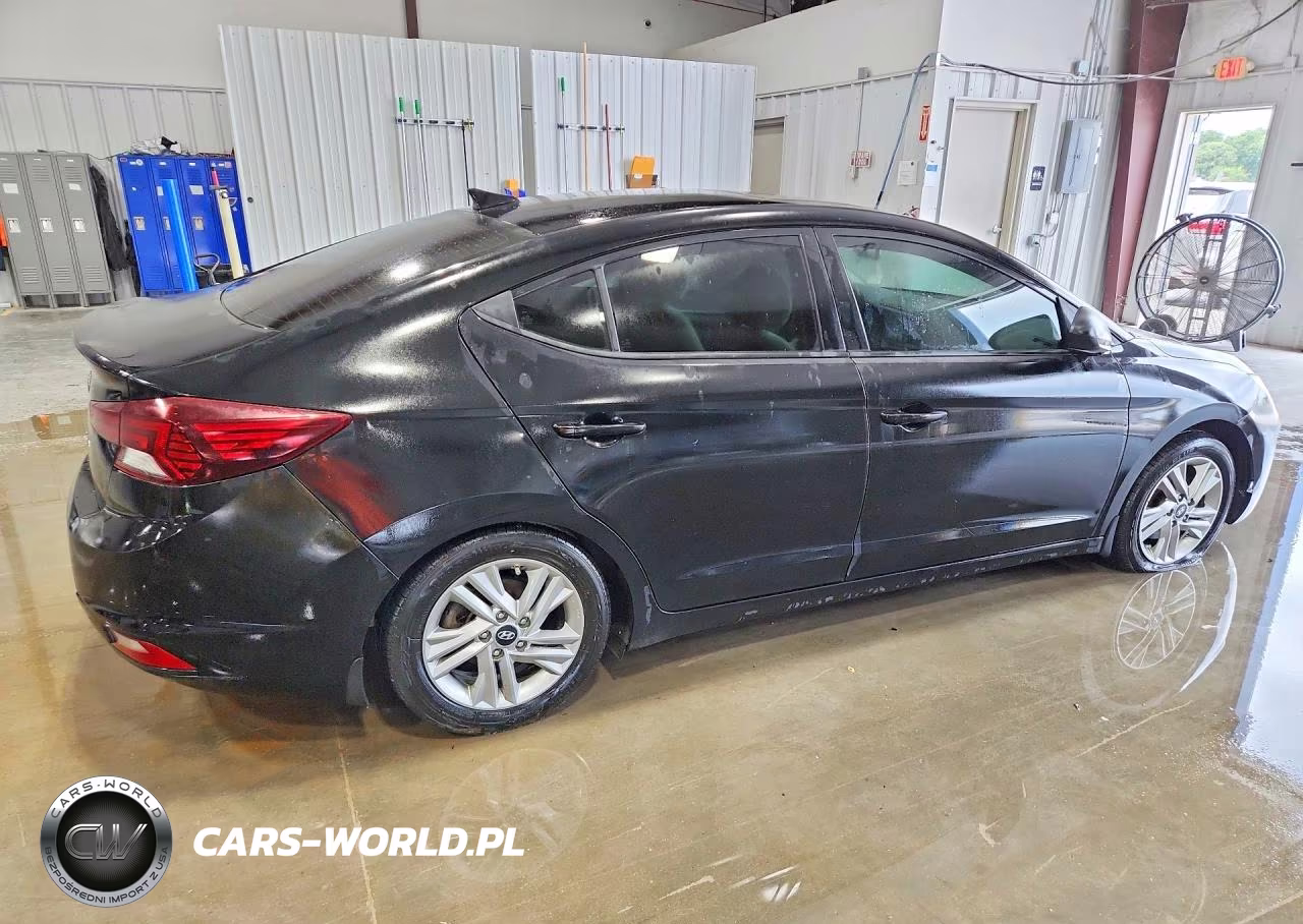 2020 Hyundai Elantra Value Edition VIN:5NPD84LF9LH586514 - 3