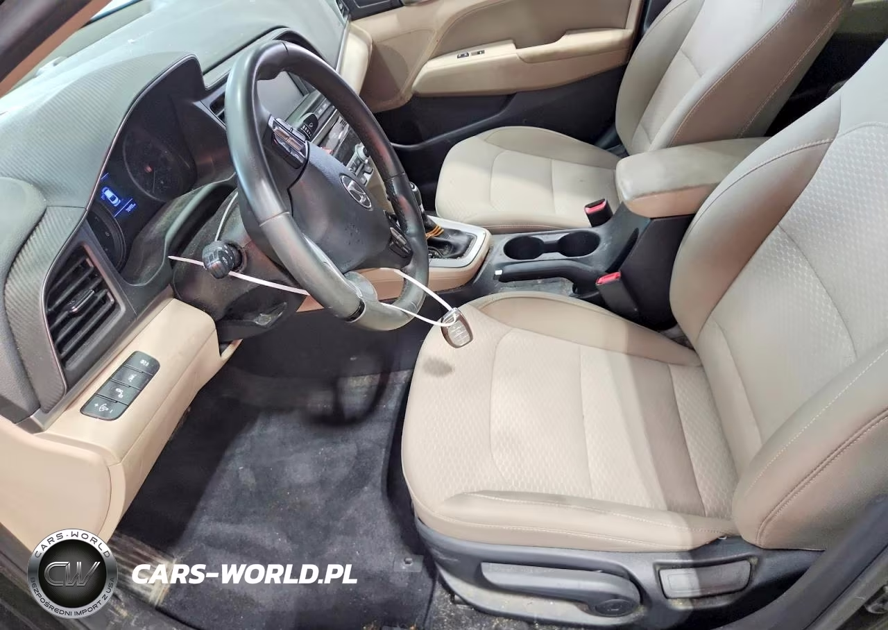 2020 Hyundai Elantra Value Edition VIN:5NPD84LF9LH586514 - 7