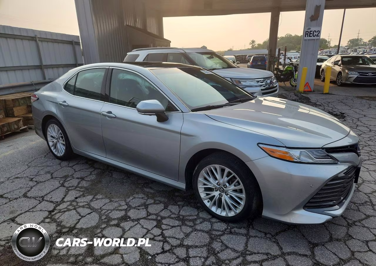 2018 Toyota Camry Xle VIN:4T1B11HK8JU036400 - 4