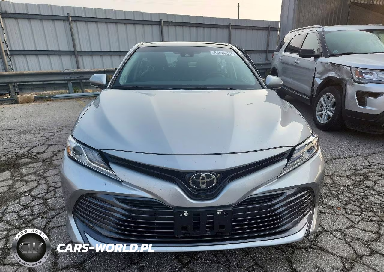 2018 Toyota Camry Xle VIN:4T1B11HK8JU036400 - 5