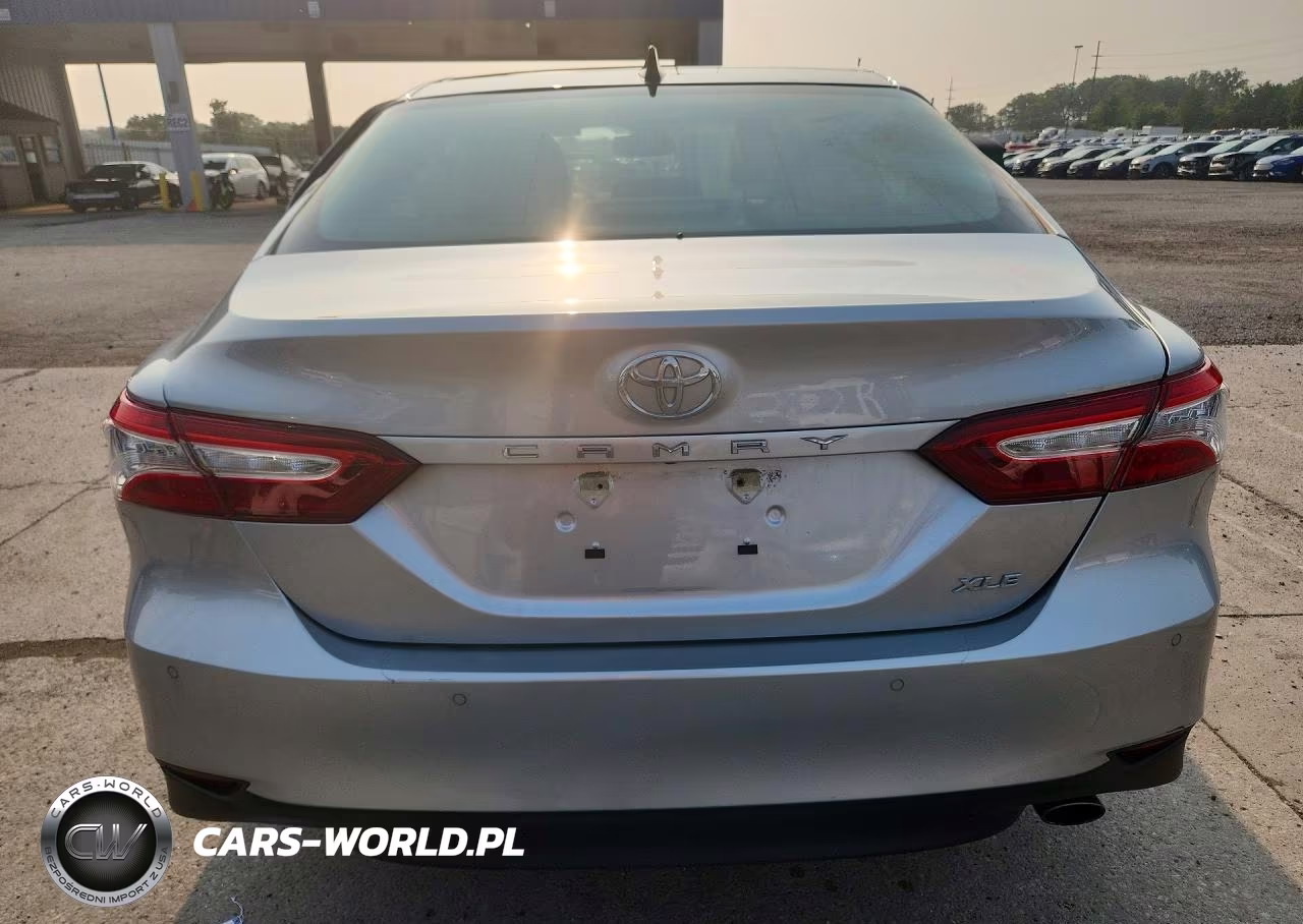 2018 Toyota Camry Xle VIN:4T1B11HK8JU036400 - 6
