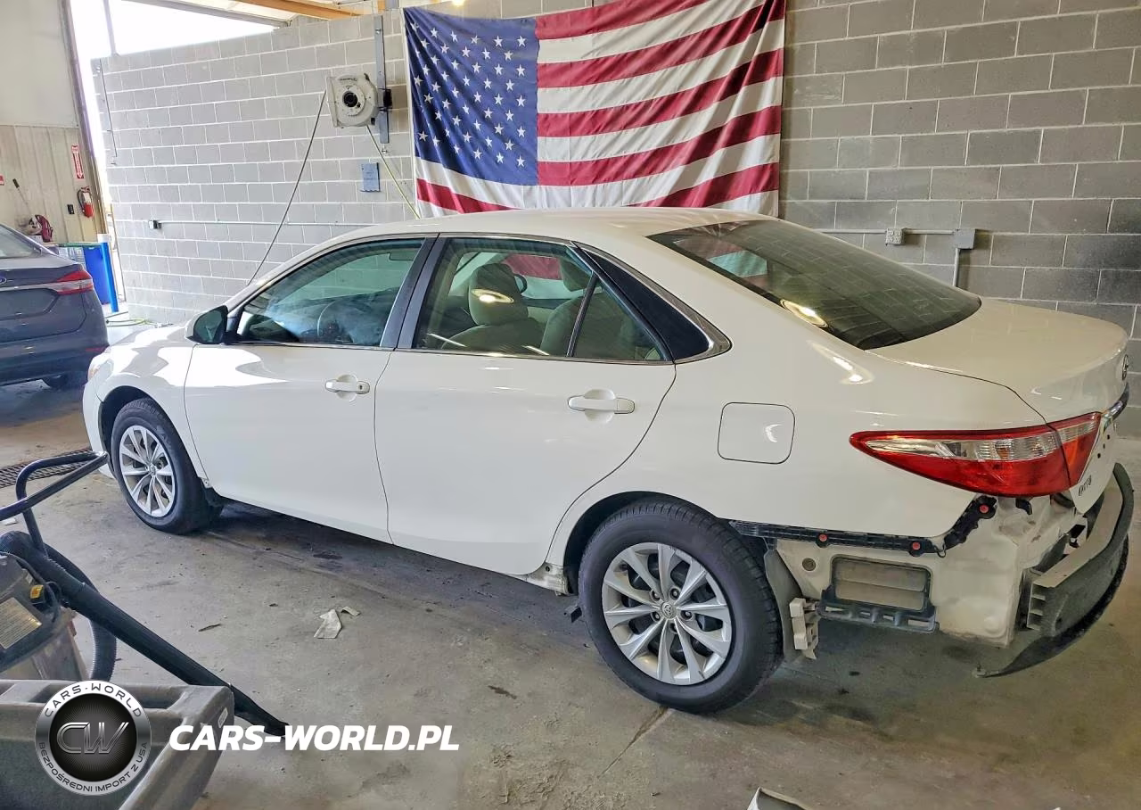 2015 Toyota Camry Le VIN:4T4BF1FK4FR448797 - 2