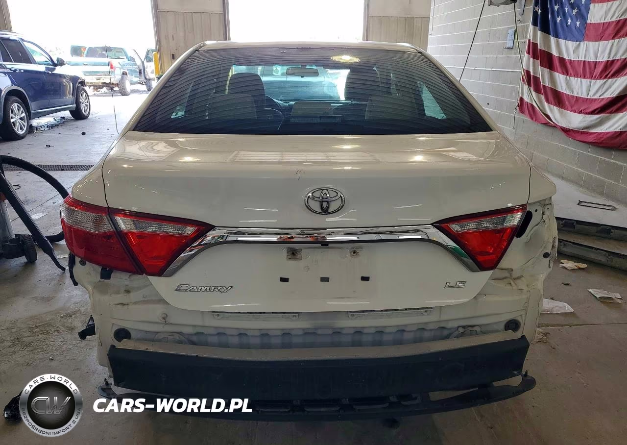 2015 Toyota Camry Le VIN:4T4BF1FK4FR448797 - 6