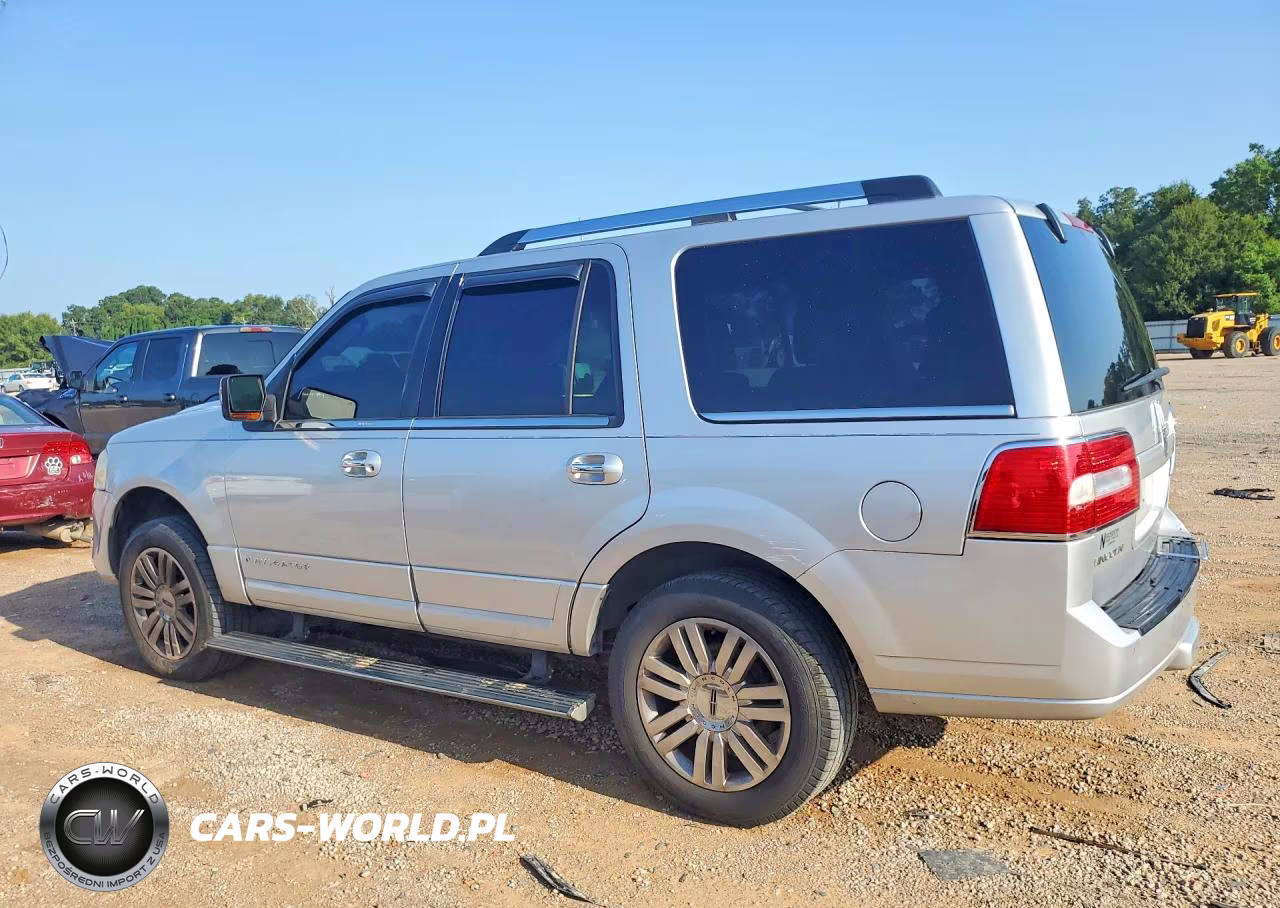 2011 Lincoln Navigator VIN:5LMJJ2H5XBEJ07990 - 2