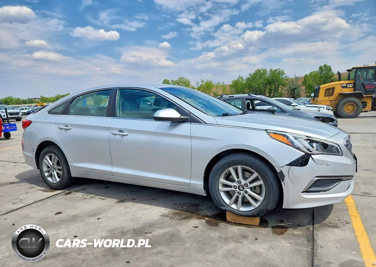 2017 Hyundai Sonata Se VIN:5NPE24AF6HH461678 - 4