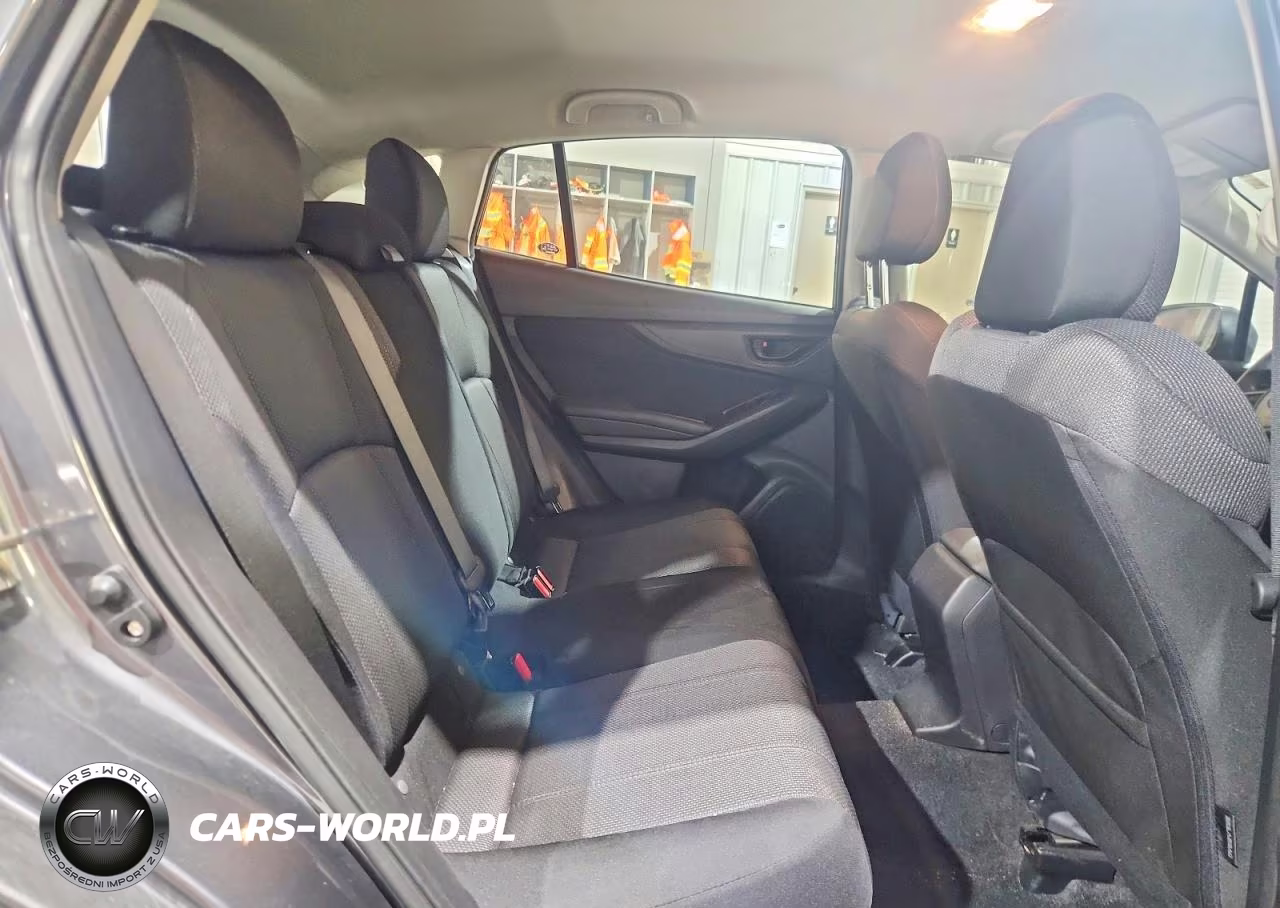 2018 Subaru Impreza VIN:4S3GTAA65J3744210 - 10