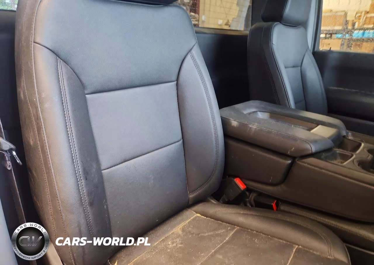 2026 Chevrolet Silverado K1500 VIN:3GCNKAED2TG115233 - 10