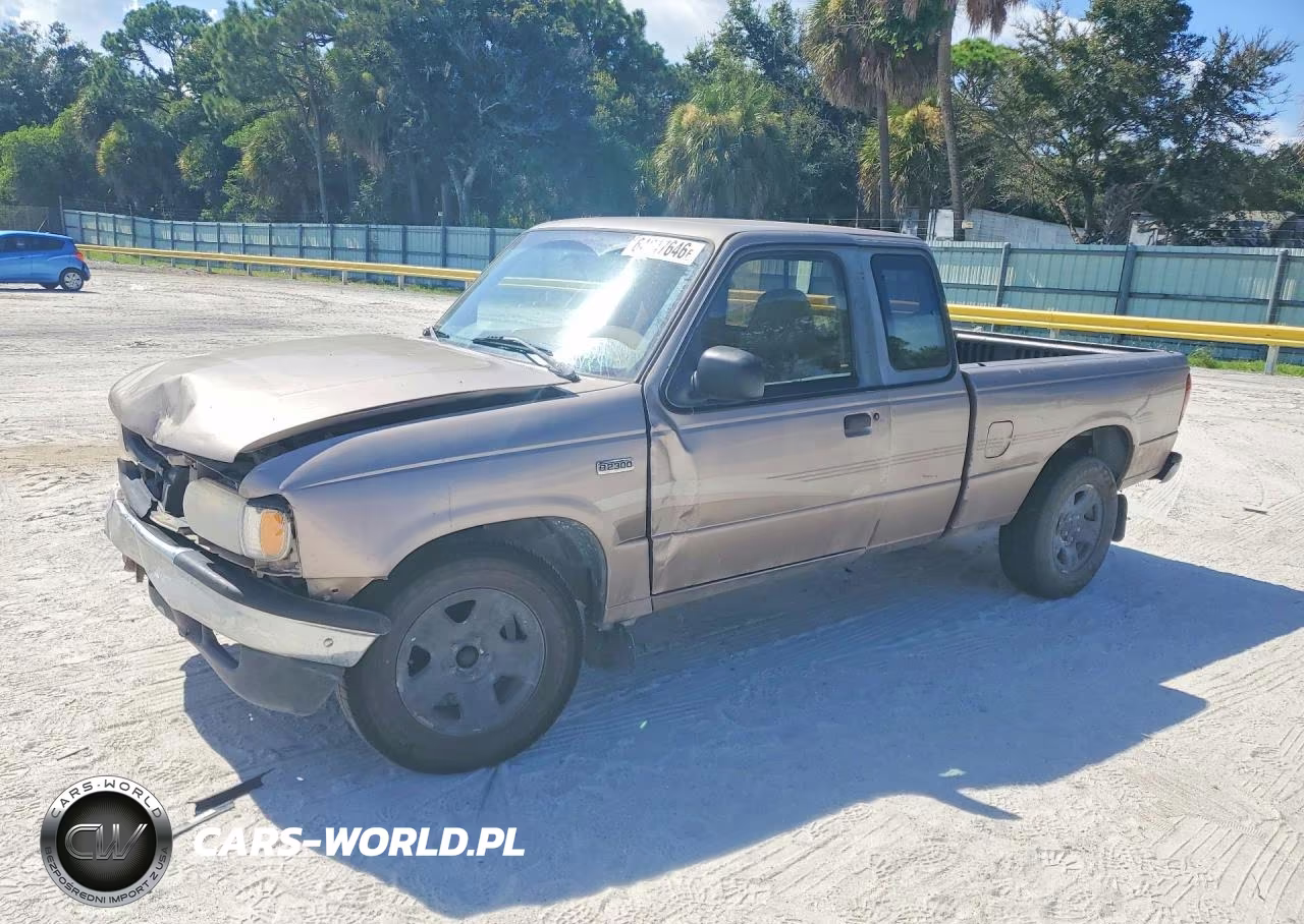1996 Mazda B2300 Cab Plus